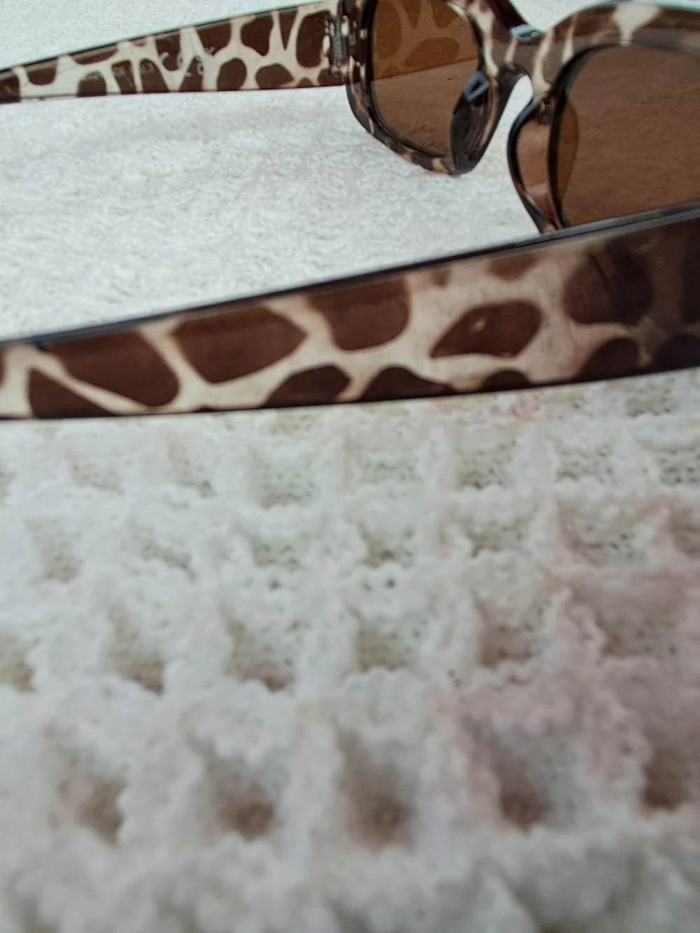 Slim Rectangular Tortoiseshell Sunglasses - Brown Lenses
